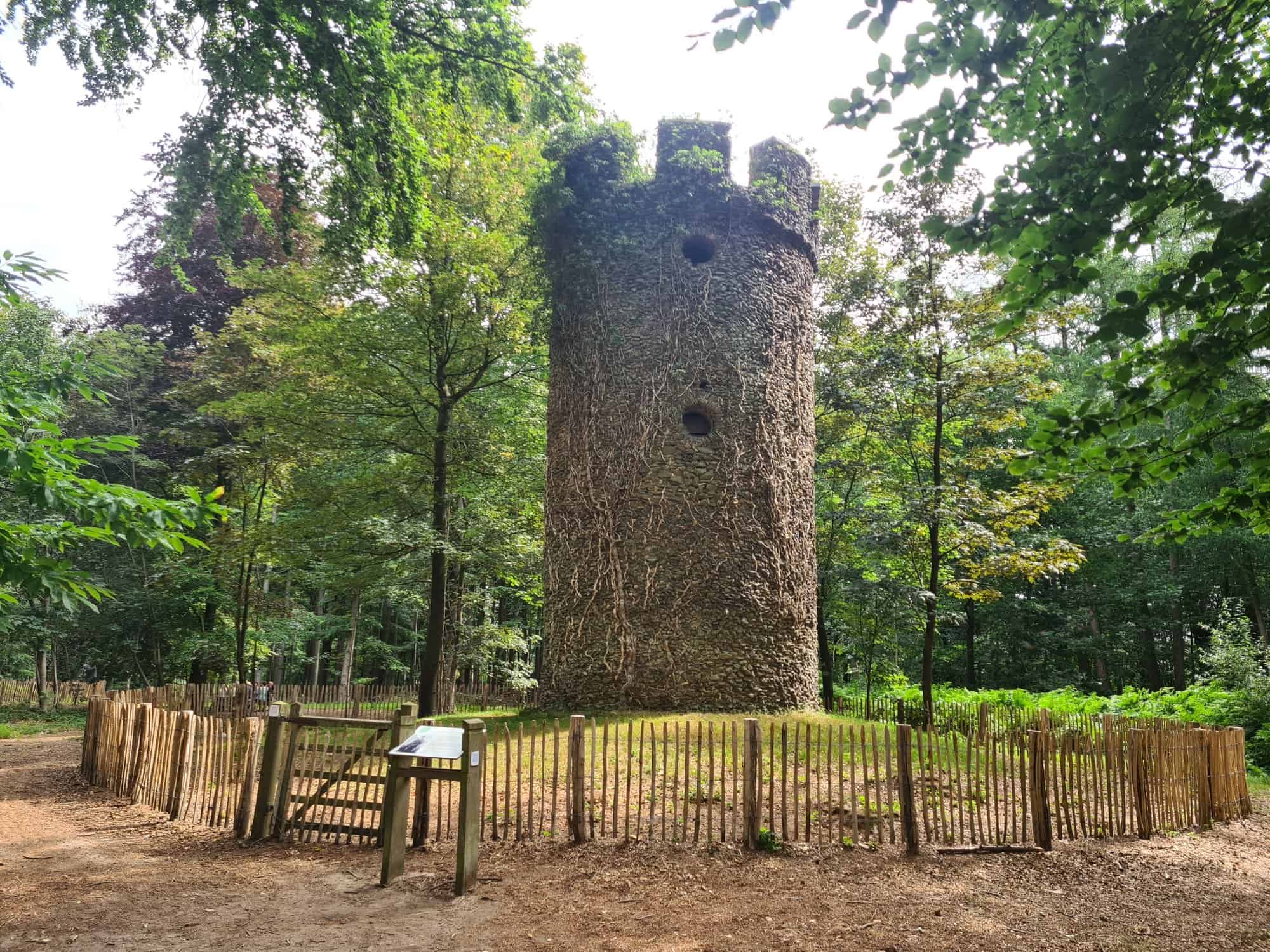 Geuzentoren in het Muziekbos